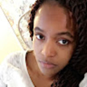 Meet your Posher, Gloria